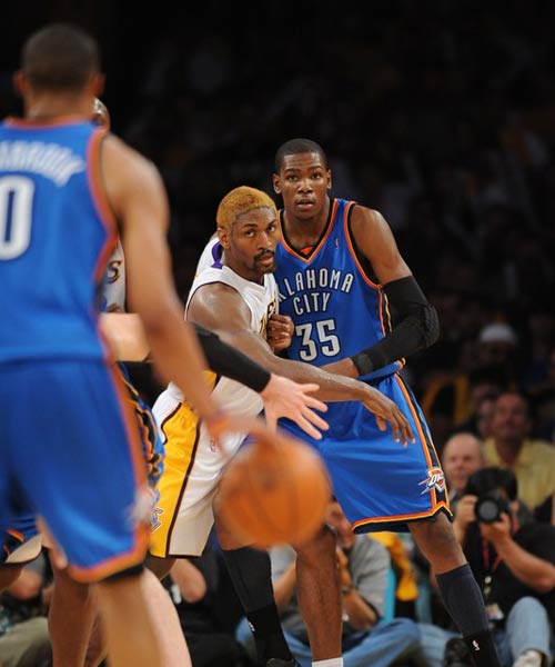 中保持镇定 中保持镇定