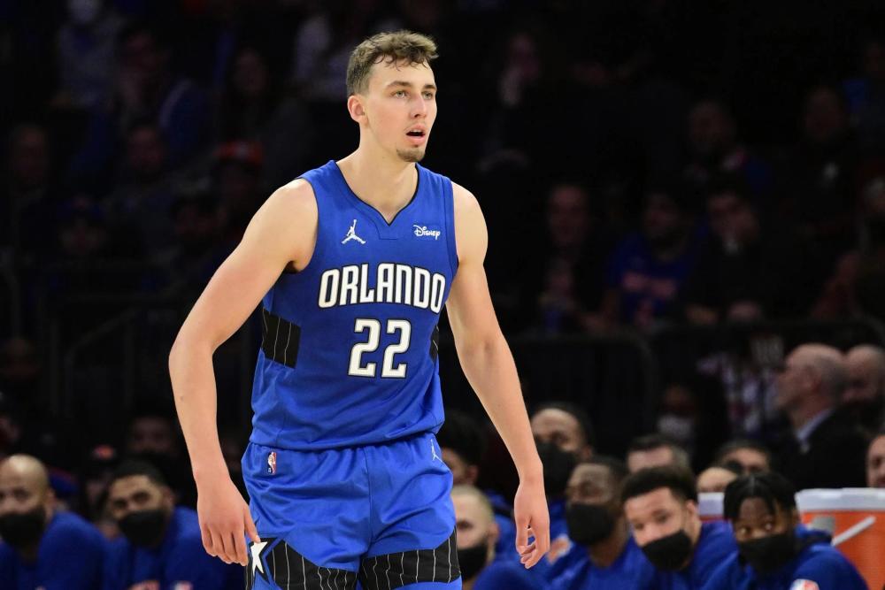 足球整体实 足球整体实